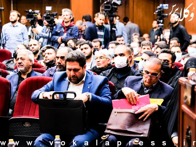 وکیل تسخیری مسعود رجوی و منافقین: من نمی‌توانم با آنها ارتباط بگیرم اما منتظر ارتباط آنها هستم