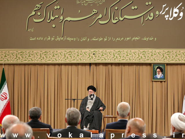 مسئولان و صاحبان قلم و بیان، راویان قدرت و قوت باشند و نه راوی ضعف‌ها