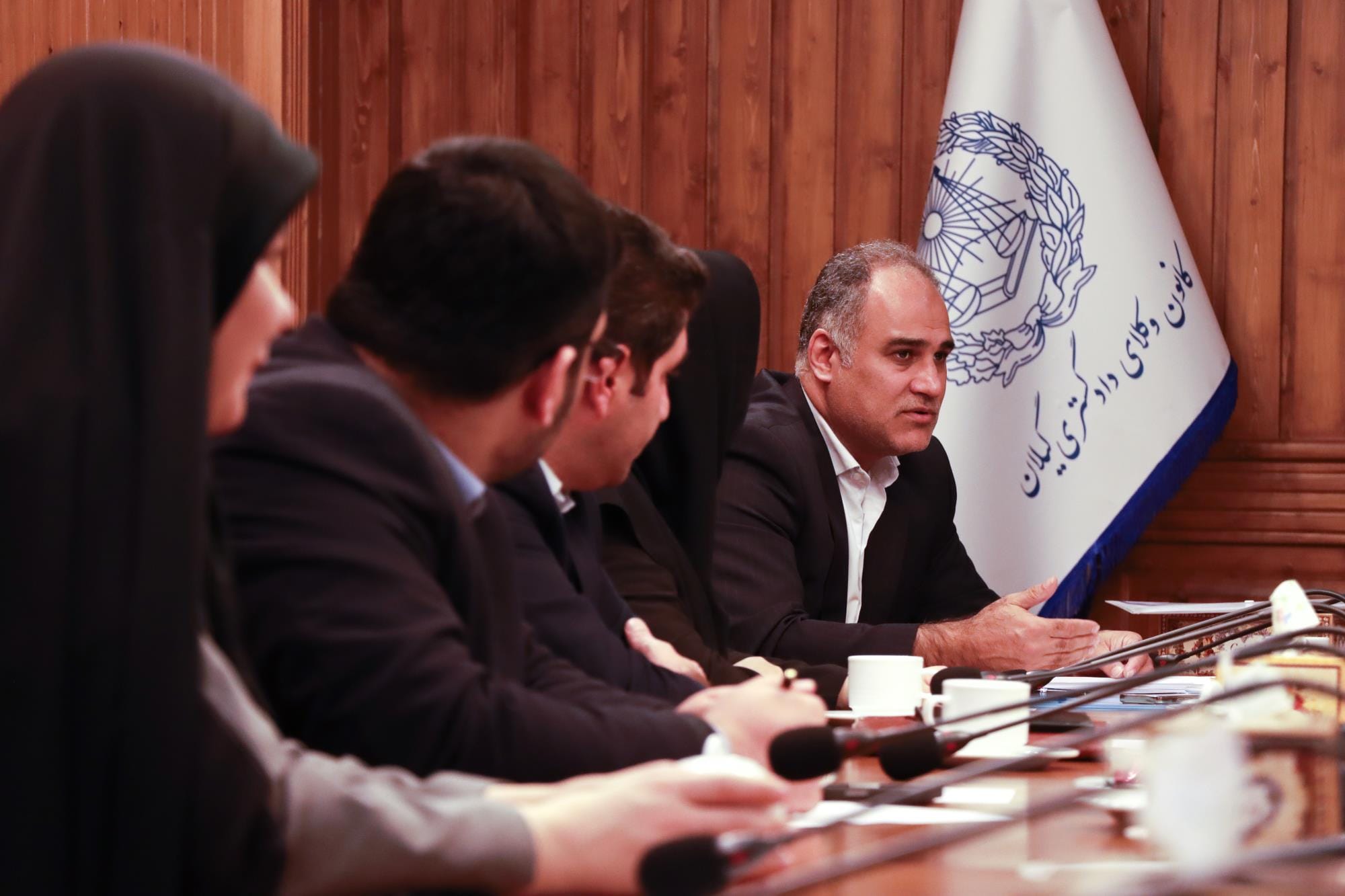 نشست هیات مدیره و کمیسیون پارلمانی کانون وکلای دادگستری گیلان