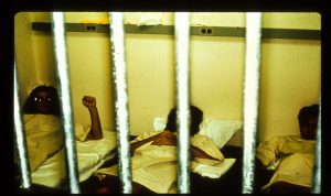 آزمایش زندان استنفورد - محل خواب زندانیان