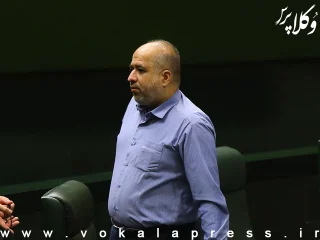 نماینده مجلس: سازمان ثبت اسناد برای کانون سردفتران و سامانه کاتب، انحصار ایجاد کرده است
