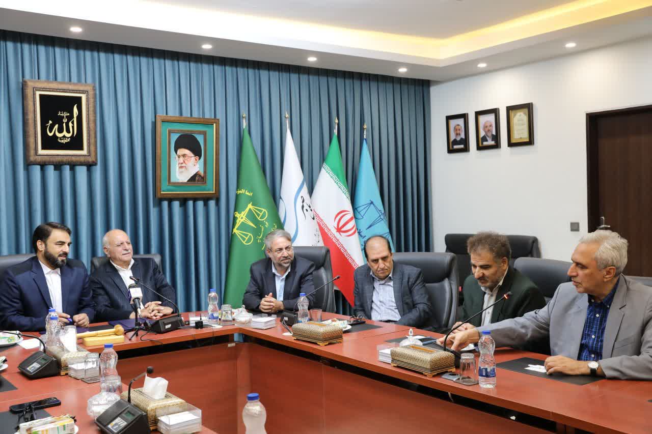 امضای تفاهم‌نامه همکاری میان معاونت داوری و میانجیگری مرکز حل‌اختلاف قوه قضاییه و اتاق اصناف ایران