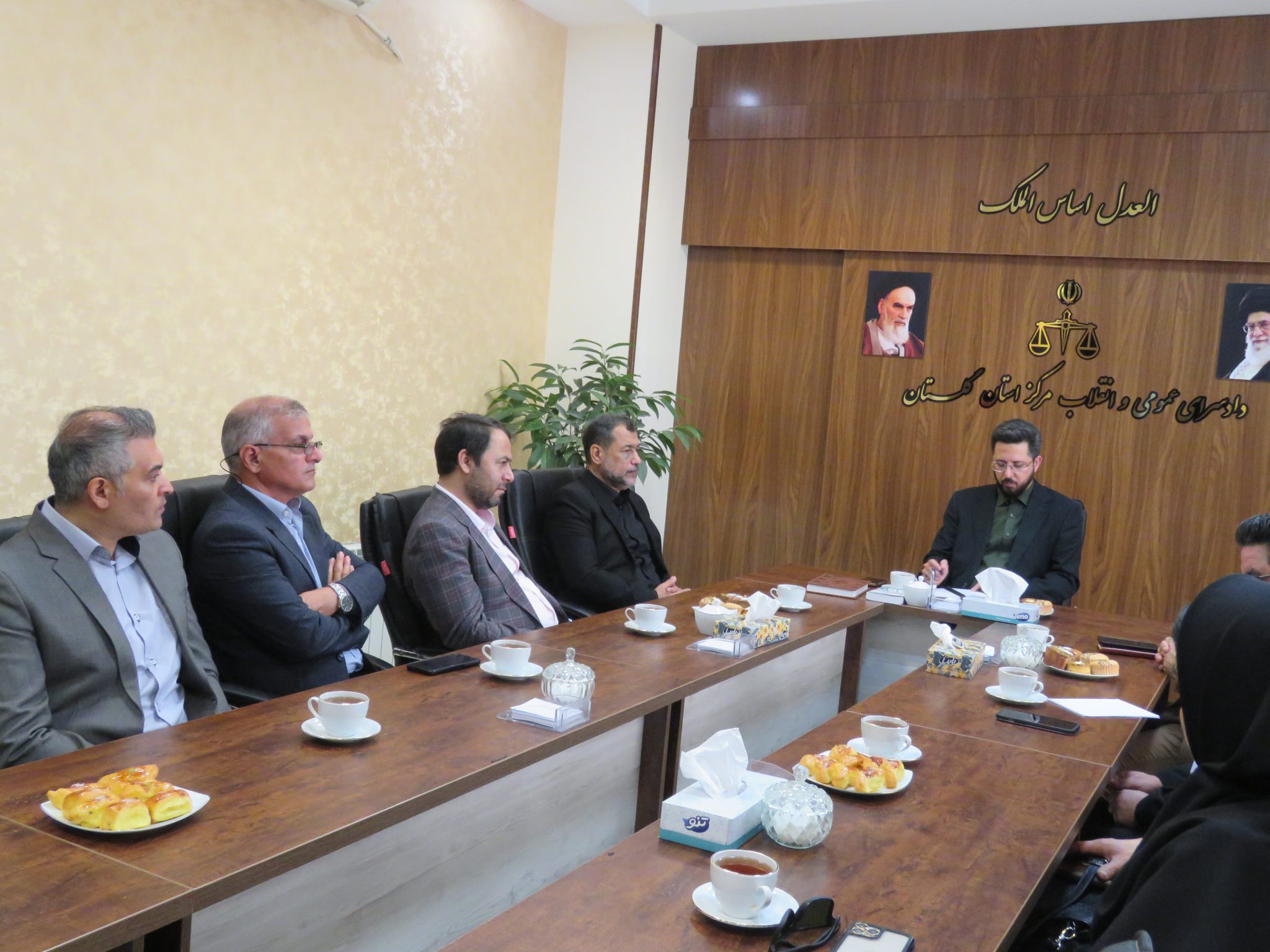 دیدار هیأت‌مدیره کانون وکلای گلستان با دادستان جدید مرکز استان