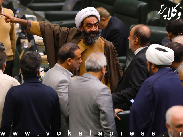 نقدعلی خطاب به قالیباف حضرت عالی امواج وایرلس، ما اینترنت دایال آپ