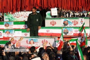 تشییع پیکر شهید پرور در اصفهان