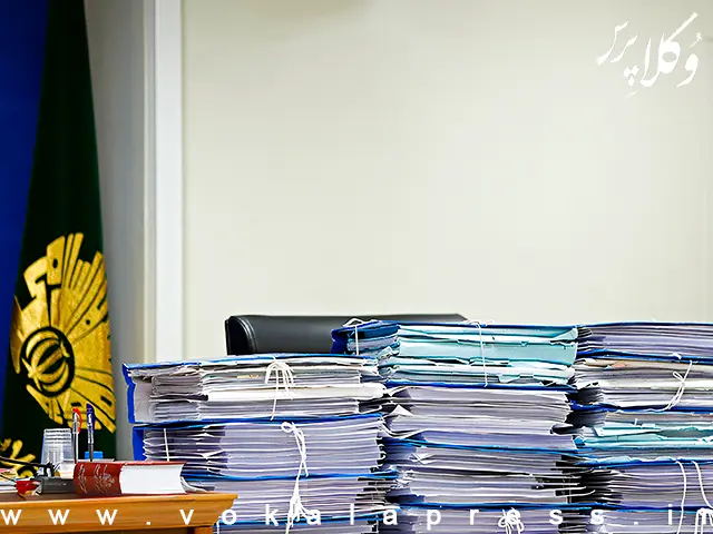 در مواردی که خواسته یا بهای آن در دادگاه صلح تا پانصد میلیون ریال باشد، حق الوکاله طبق تعرفه ده درصد خواهد بود | وکلاپرس