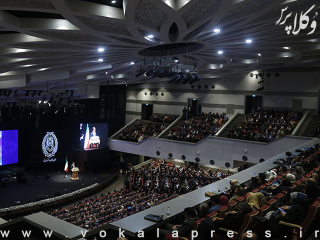 تاکید روسای پیشین کانون وکلای دادگستری مرکز بر ضرورت برگزاری جشن استقلال کانون وکلا و گرامیداشت روز وکیل مدافع