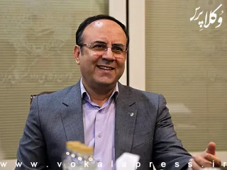 رئیس کانون وکلای مرکز