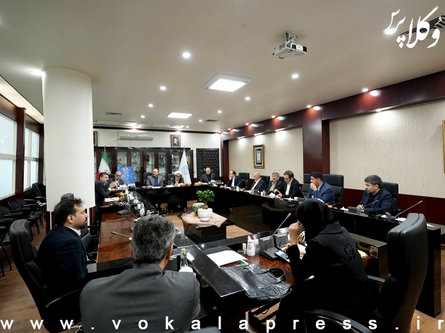 جزئیات نشست هیات مدیره کانون وکلای دادگستری مرکز با رئیس دادگاه عالی انتظامی قضات