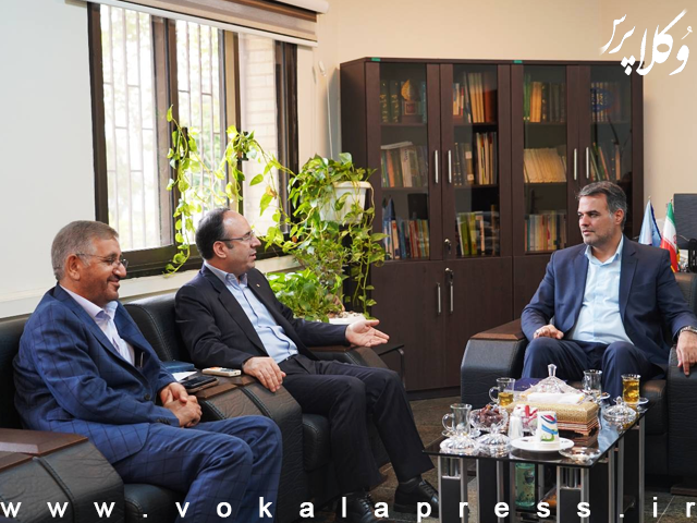 تفاهمنامه همکاری مشترک بین کانون وکلای دادگستری مرکز و مرکز پژوهشگاه قوه قضائیه