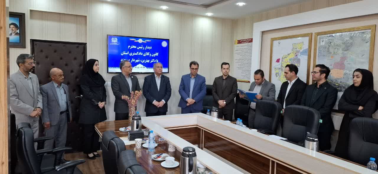 دیدار هیات مدیره کانون وکلای دادگستری خراسان جنوبی با شهردار بیرجند