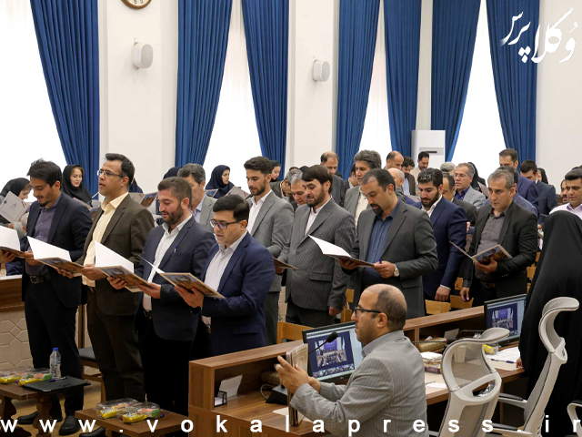 اضافه شدن شدن بیش از ۱۴ هزار سردفتر جدید به شبکه دفاتر اسناد رسمی
