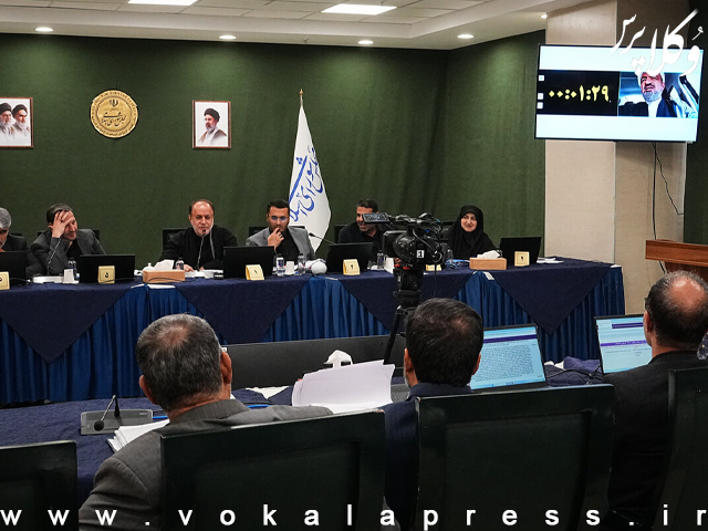 تصویب ماده ۱ طرح مقابله با نفوذ بیگانگان در صحن مجلس
